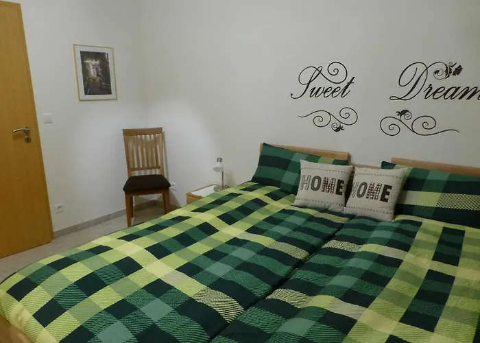 Appartement Ferienwohnung *